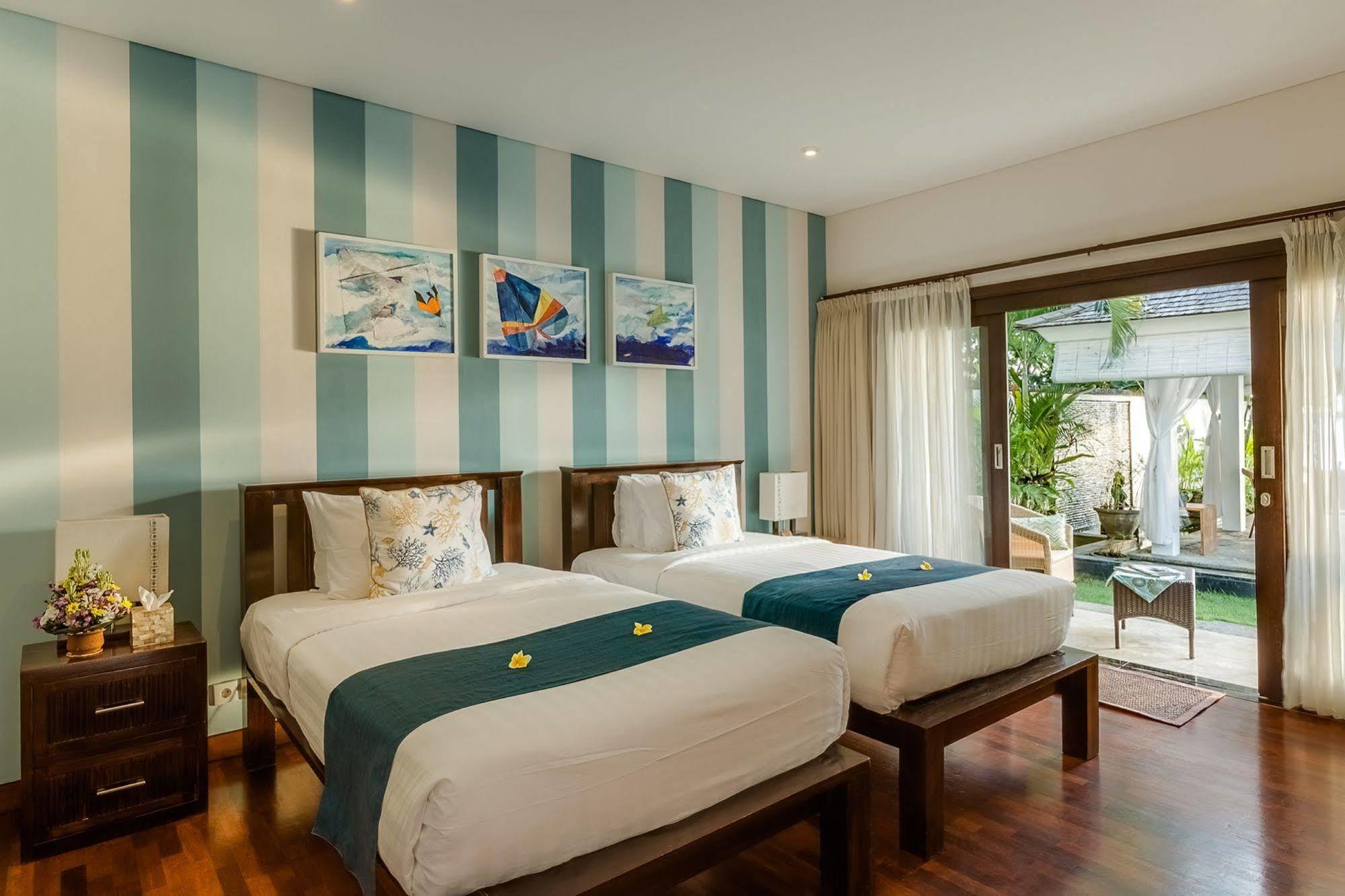 Benoa Bay Villas By Premier Hospitality Asia ヌサドゥア エクステリア 写真